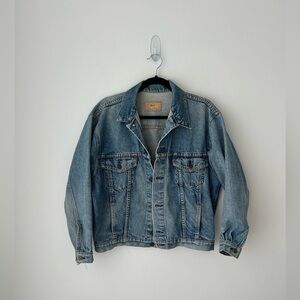 Levi’s vintage 80s 90s  distressed denim  trucker jacket